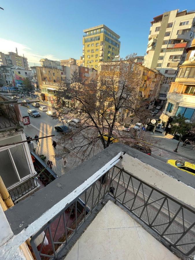 Lacasa-wilson Square Tirana